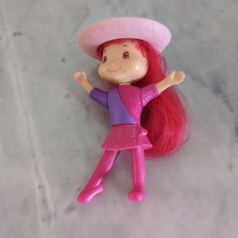 Strawberry Shortcake Figure McDonald's Happy Meal Toy 2007